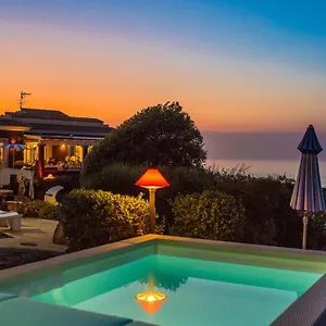 Bajaloglia Hotell